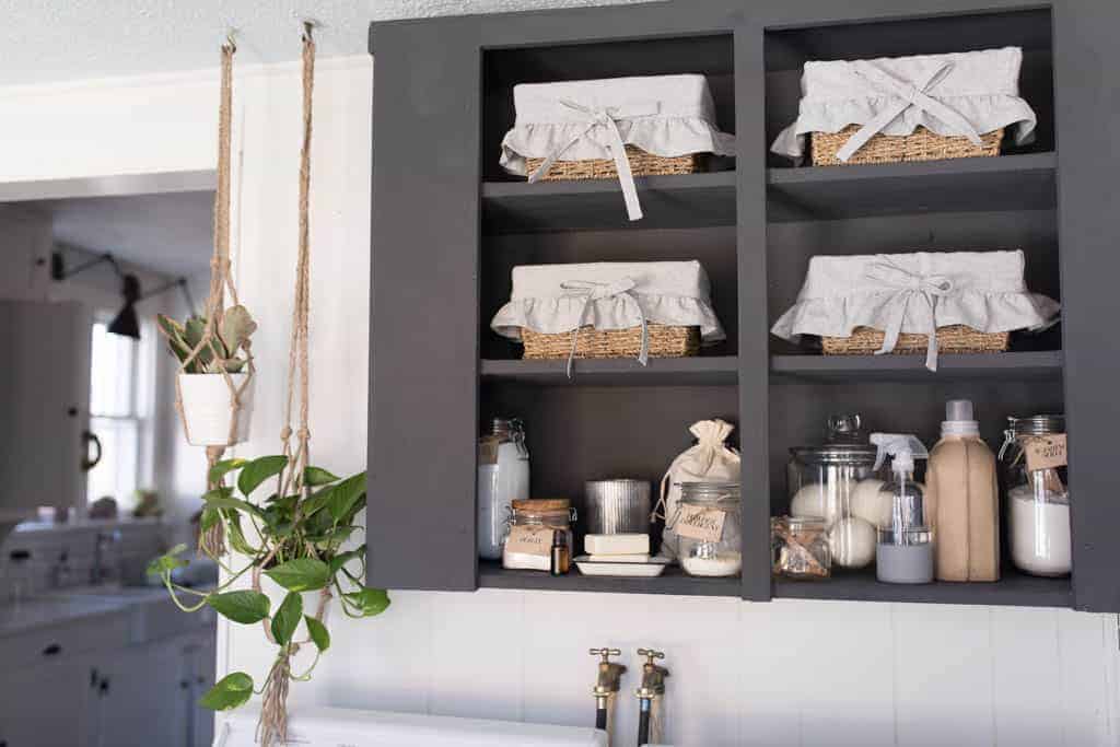 DIY Laundry Room Organization Hacks. Some fun and creative ways to make your laundry room more functional and pretty.