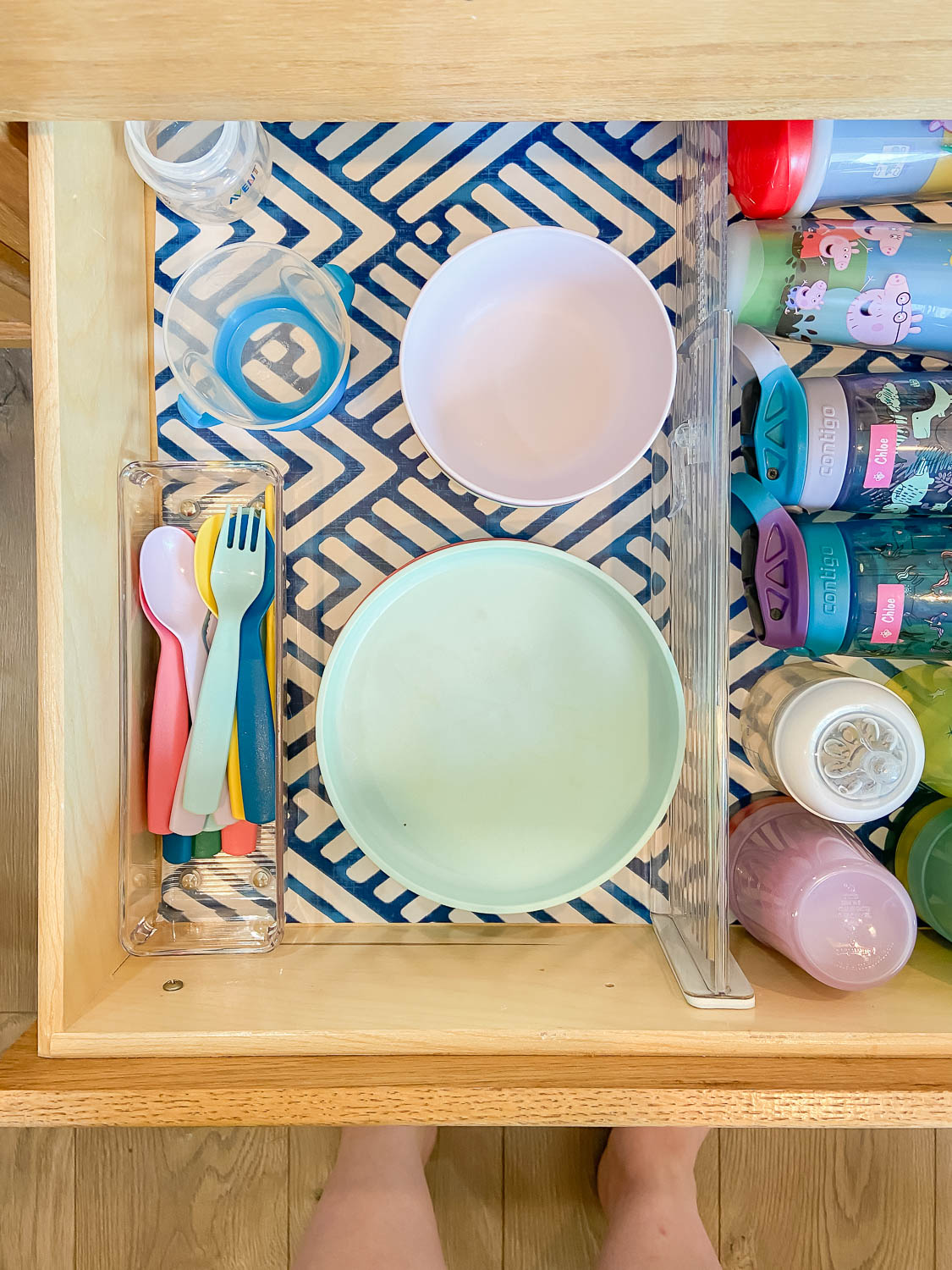 organizing kids dishes